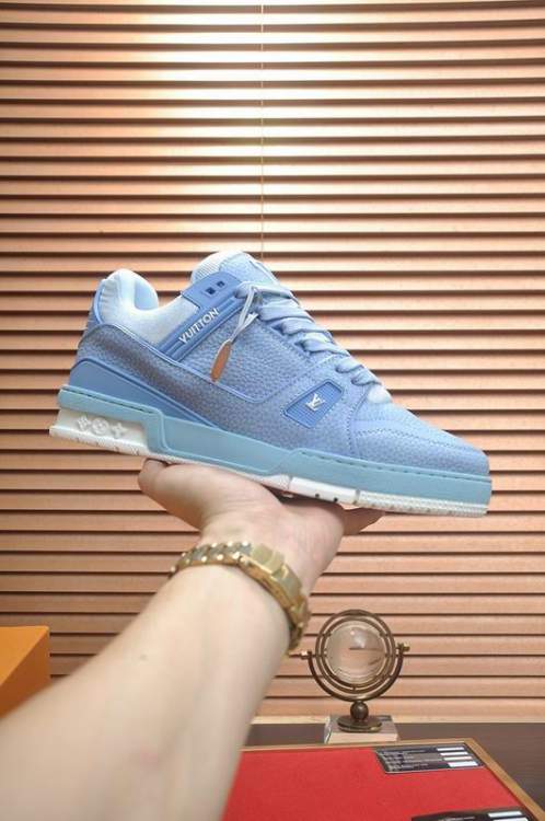 Picture of Louis Vuitton Shoes _SKULVsz35-4039-46mnf061716470